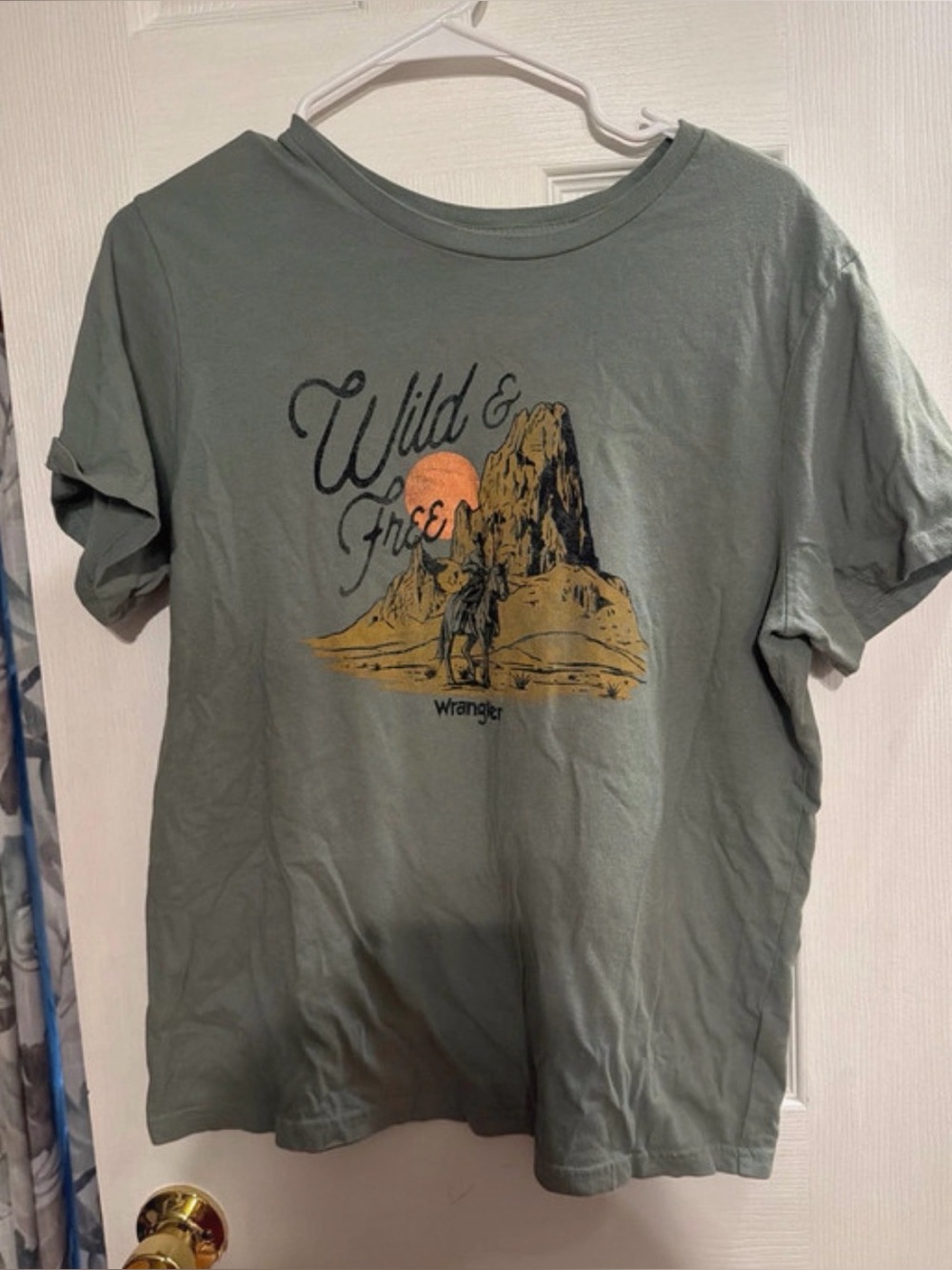 Wrangler Sage Green 'Wild & Free' Desert Rider Graphic Tee